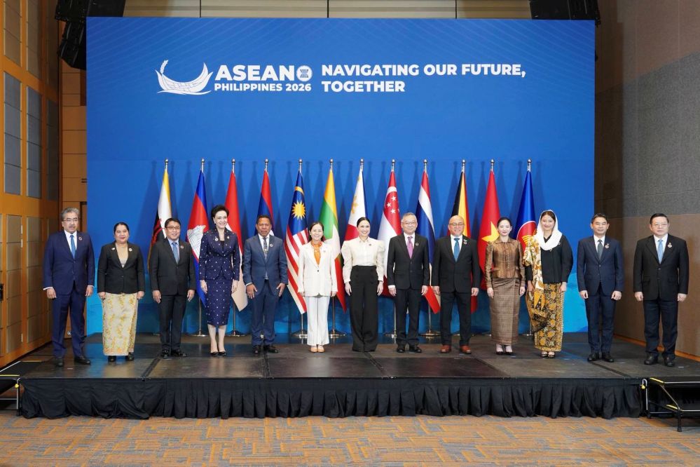&lsquo;ศุภจี&rsquo; นำทัพพาณิชย์ หารือเศรษฐกิจอาเซียนรับมือความท้าทาย ชูความมั่นคงทางอาหาร ลงนามพิธีสารลงทุนอาเซียน-ฮ่องกง &ldquo;ไทย&rdquo; นำเจรจา DEFA สำเร็จ เร่งสรุปผลลัพธ์สำคัญด้านเศรษฐกิจเสนอผู้นำ พ.ย. นี้
