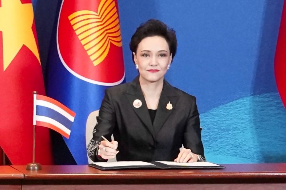 &lsquo;พาณิชย์&rsquo; นำทัพอาเซียนหารือฮ่องกง พร้อมลงนามยกระดับกติกาการลงทุนอาเซียน&ndash;ฮ่องกง